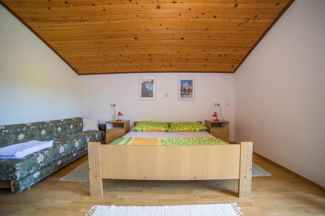 Apartments Pahljina Palit Eksteriør bilde
